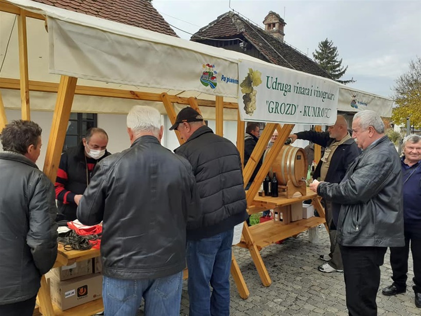 253497221 2933386523642902 4945959285892234811 n